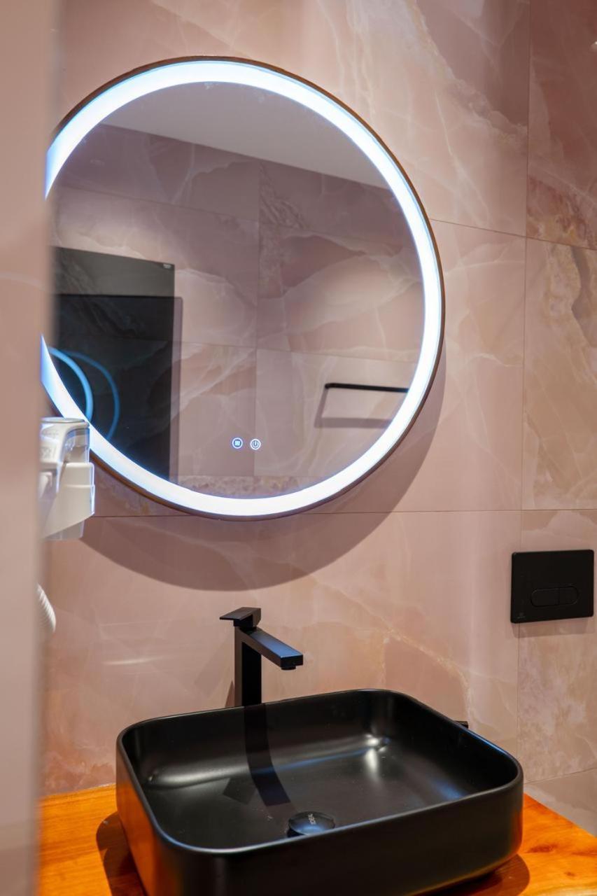 Juer Hotel Bajkaj Luaran gambar
